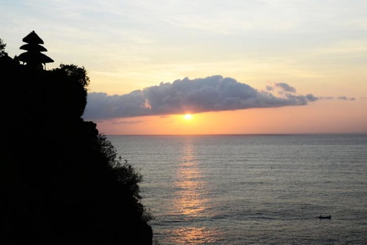 uluwatu temple