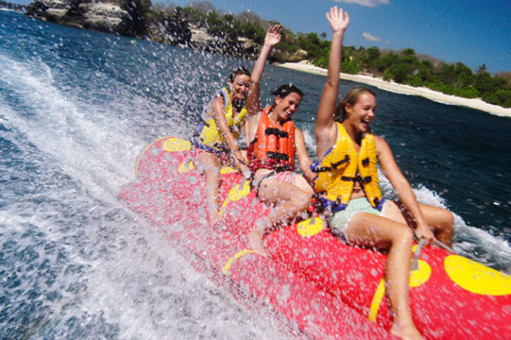 bali banana boat