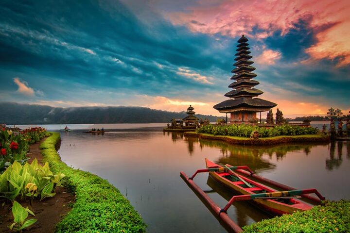 bedugul temple tour