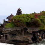 tanah lot temple